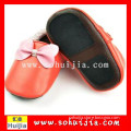 newest fashionable baby girl shoes with bright color and leather baby shoes wholesale baby shoes